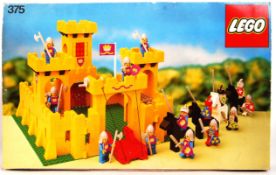 VINTAGE LEGO CASTLE