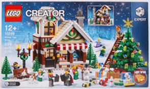 LEGO WINTER TOY SHOP
