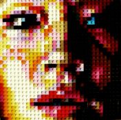 A LOSING GAME; POUPÉE DE CHAIR LEGO ARTWORK