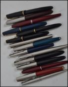 A collection of fifteen vintage / retro 20th century Parker pens to include fountain / ink some with