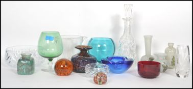 A good collection of vintage 20th century studio g