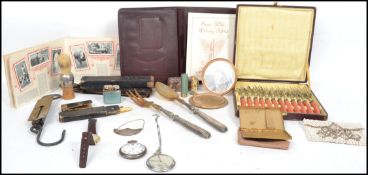 A good collection of vintage items to include early 20th century serving cutlery, a cased set of
