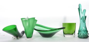 A  collection of 5 pieces of original retro / vintage green art glass vases etc all of varying sizes