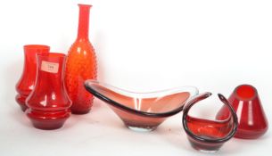 A  collection of 6 pieces of original retro / vintage red art glass vases etc all of varying sizes
