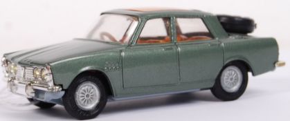 CORGI GOLDEN JACKS ROVER 2000TC