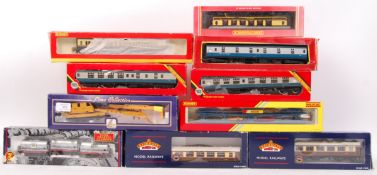 00 GAUGE ROLLING STOCK