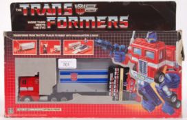 HASBRO TRANSFORMERS G1 OPTIMUS PRIME