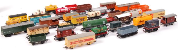 00 GAUGE ROLLING STOCK