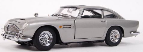JAMES BOND DANBURY MINT ASTON MARTIN