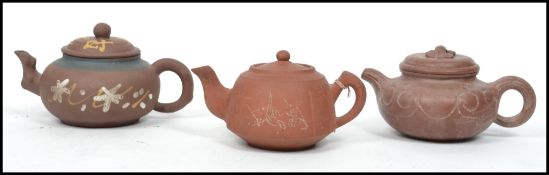 A collection of 3 Chinese terracotta yi-xing teapo