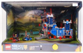 LEGO NEXO KNIGHTS SHOP DISPLAY CABINET