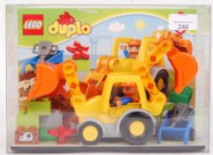 LEGO DUPLO SHOP DISPLAY CUBE