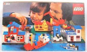 RARE EARLY VINTAGE LEGO 364