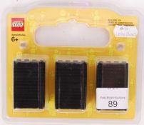 LEGO MINIFIGURE BASES