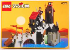 VINTAGE LEGO SYSTEM