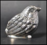 A 925 silver vesta case in the form of a bird. Marked 925. Weight 21g. Measures approx 6cms.