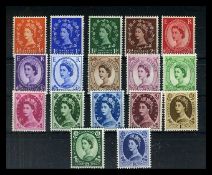 GB STAMPS 1952-54 Tudor watermark set of 17 values. Unmounted mint.Includes the 11d key value. SG
