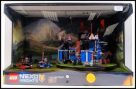 RARE LEGO INSTORE SHOP DISPLAY CABINET SET