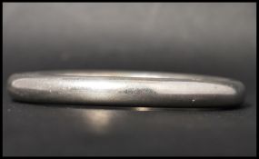 A 925 silver bangle bracelet. Marked 925.
