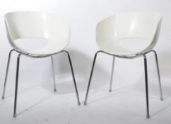 A pair of Italian designer Sintesi 
