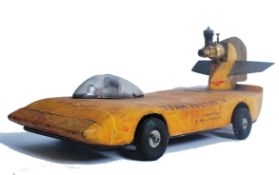 A fabulous 20th century vintage tether car of bals