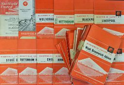 Sheffield United home football programmes 1 x 1957/58, 2 x 1961/62 including Manchester Utd, 4 x