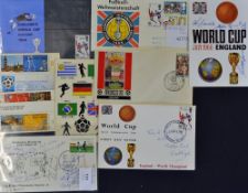 1986 World Cup FDC autographed by Dennis Compton, Tom Finney, Stan Cullis, Peter Harris, Tommy