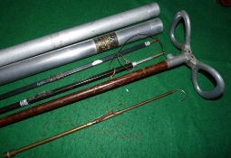 ACCESSORIES: (7) Early Hardy alloy rod tube,51
