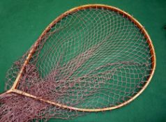 LANDING NET: Traditional bent wood pear shaped landing net frame 26