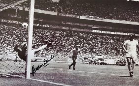 Gordon Banks Signed Football print a b&w print depicts Banks diving for the ball, measures 60x42cm