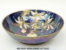 Shelley Chinese Lanterns lustreware pedestal bowl (26cm diameter)