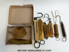 A boxed Salter 10S pocket balance together with six further mainly Salter pocket spring balances