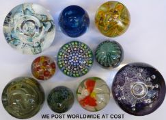 Ten Selkirk, Isle of Wight and other glass paperweights,
