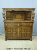 A carved oak court cupboard (H138 x W122 x D52cm)