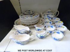 Masons dinner and tea ware in Regency pattern