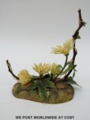Boehm porcelain study 'Yellow Daisies' (20cm tall)