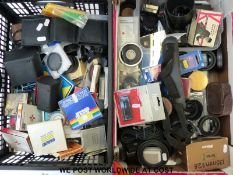 Assorted photographic accessories,