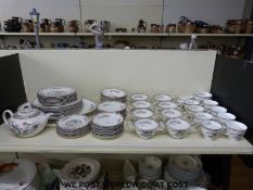 Wedgwood eight place setting dinner service including soup cups and matching tea set in Kutani