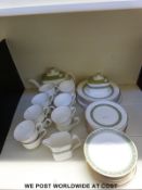 Royal Doulton dinner and tea service in Rondelay pattern,