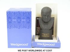 Wedgwood limited edition 428/750 Churchill bust by Arnold Machin,