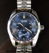 Victorinox Swiss Army gentleman's wristwatch with luminous hands and markers,