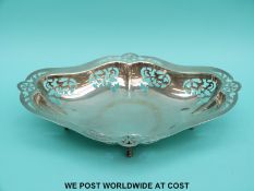 Viners George VI hallmarked silver four lobed bowl with pierced decoration, raised on four feet,