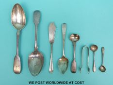 A quantity of Georgian and later hallmarked silver cutlery (155g)