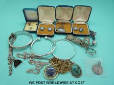 A collection of jewellery to include bangles, filigree, necklaces, Wedgwood jewellery etc.