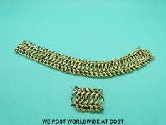 An 18ct gold bracelet of woven loop design (34.