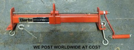 An engine hoist level