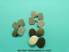 A pair of 9ct gold cufflinks with engine turned decoration, another plain 9ct pair (16.