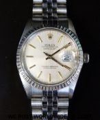 Rolex Oyster Perpetual Datejust gentleman's wristwatch with date aperture, gold and luminous hands,