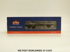 Bachmann 00 gauge Patriot Class locomotive 'Home Guard', 45543 31211,