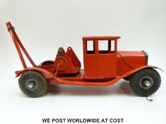 Tri-ang large scale tin plate metal tow truck